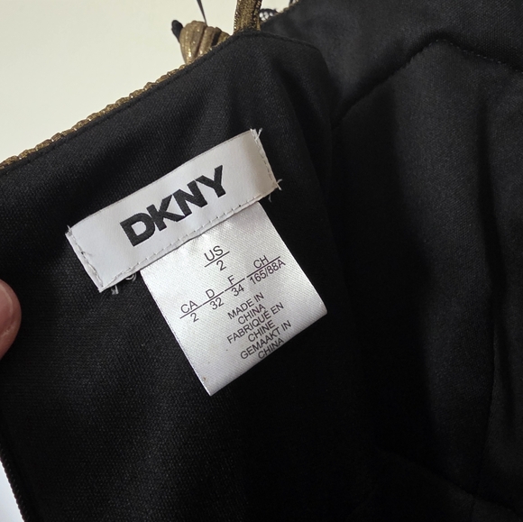 DKNY Women's Pleated Metallic Lace-Trim‎ Sleeveless Gown Sz 2 - Picture 12 of 13